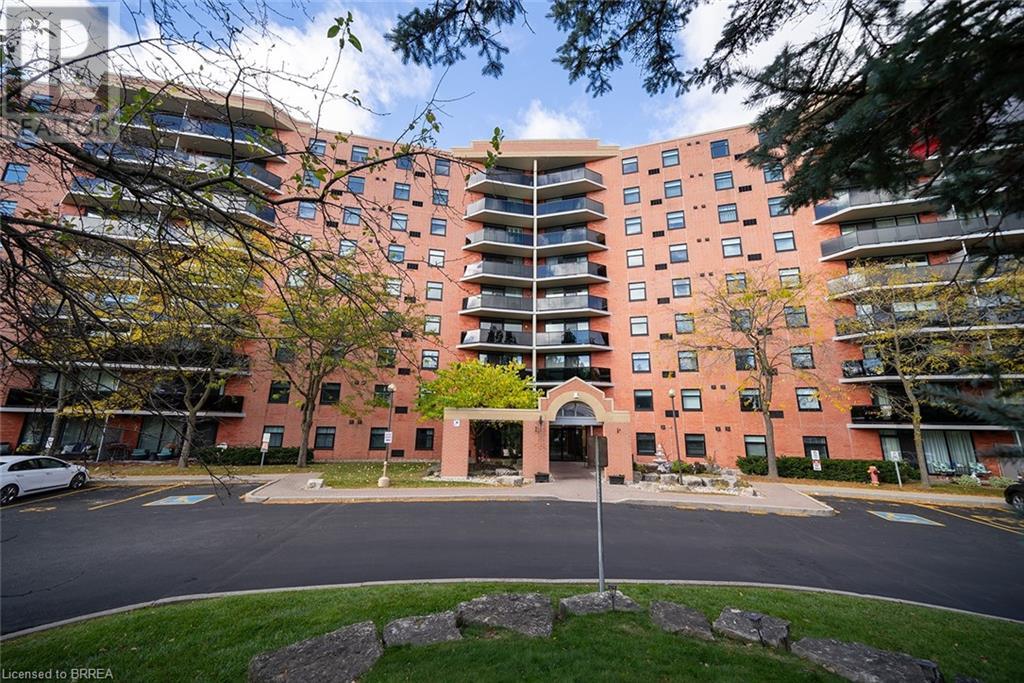 9 BONHEUR Court Unit# 609, Brantford, Ontario
