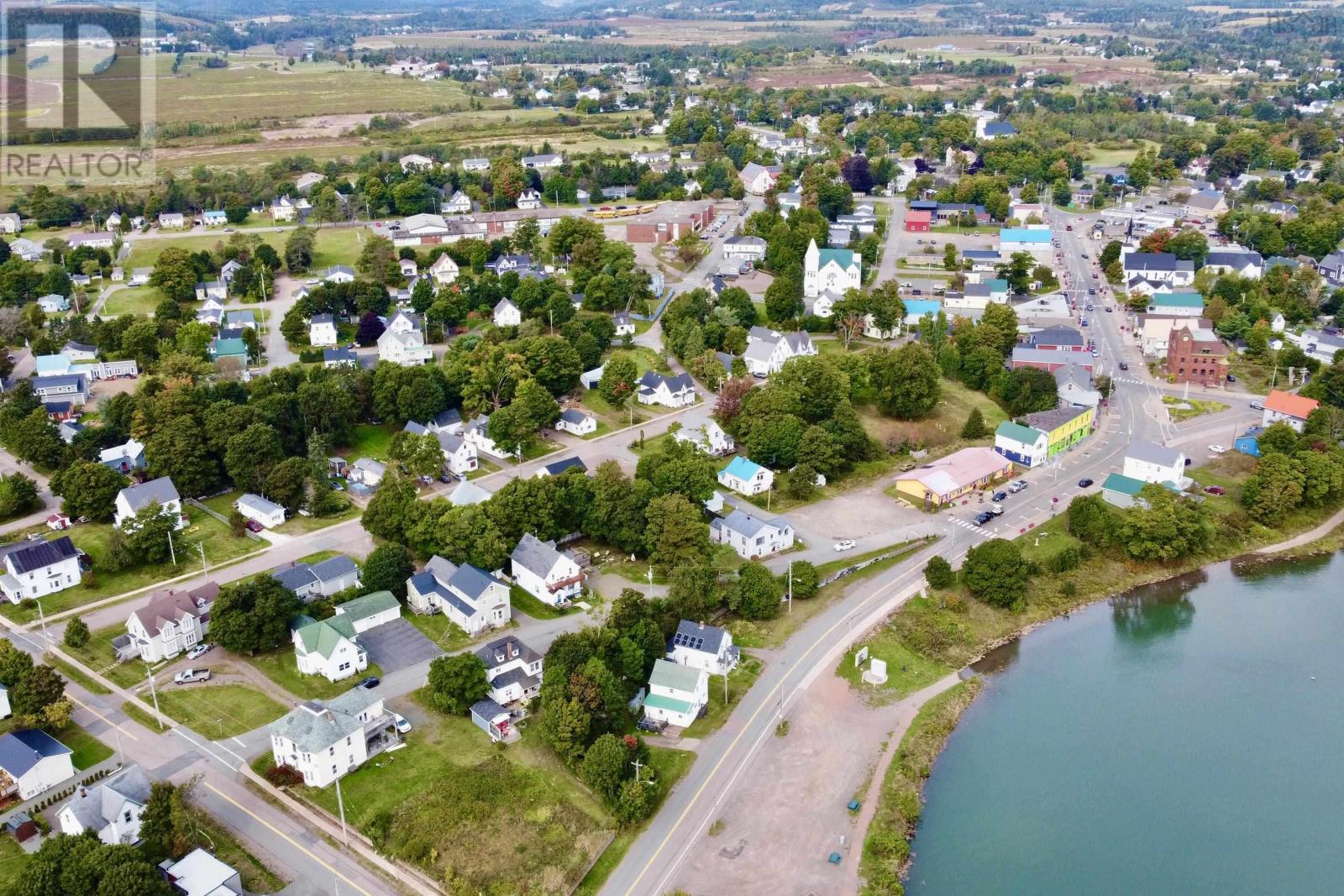 33 Pleasant Street, Parrsboro, Nova Scotia  B0M 1S0 - Photo 40 - 202424509