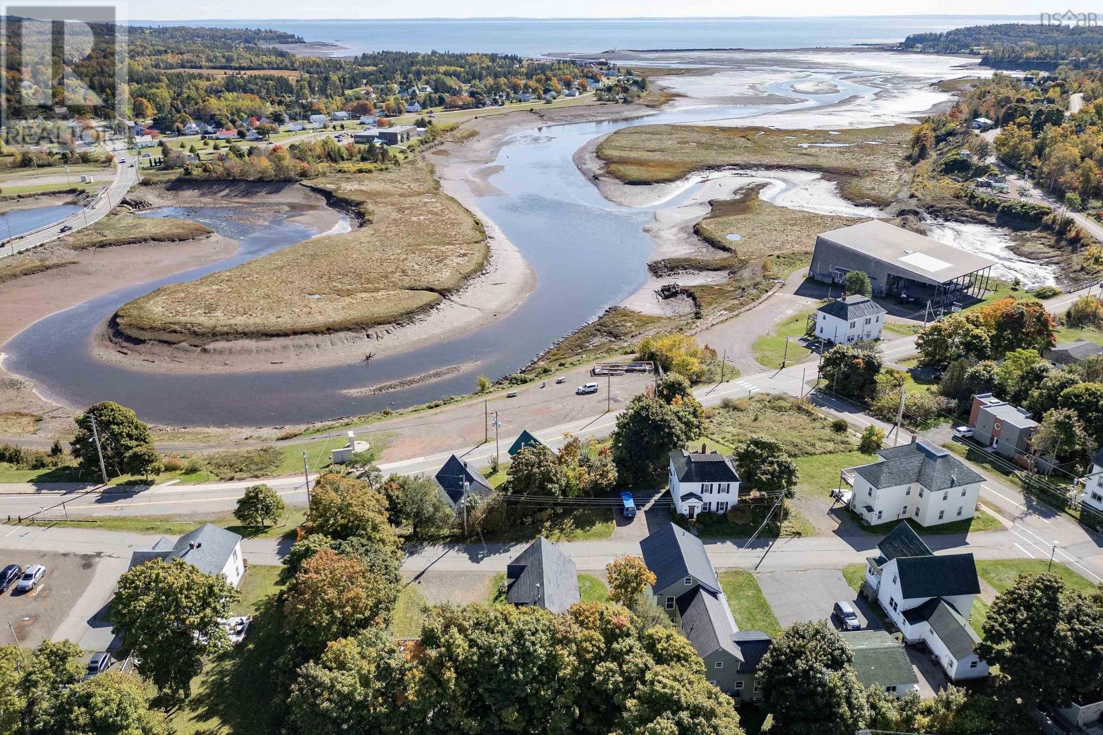 33 Pleasant Street, Parrsboro, Nova Scotia  B0M 1S0 - Photo 41 - 202424509