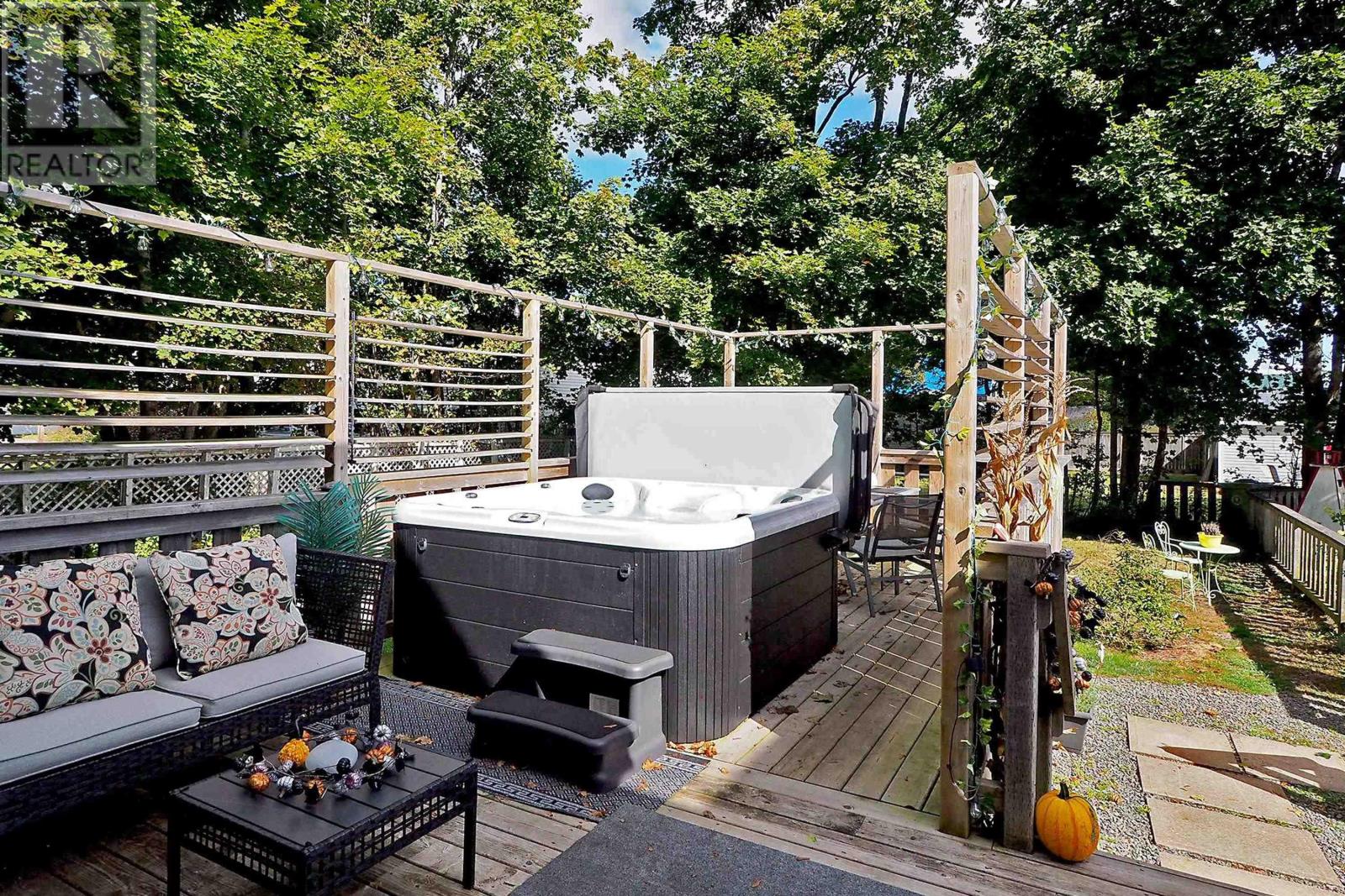 33 Pleasant Street, Parrsboro, Nova Scotia  B0M 1S0 - Photo 43 - 202424509