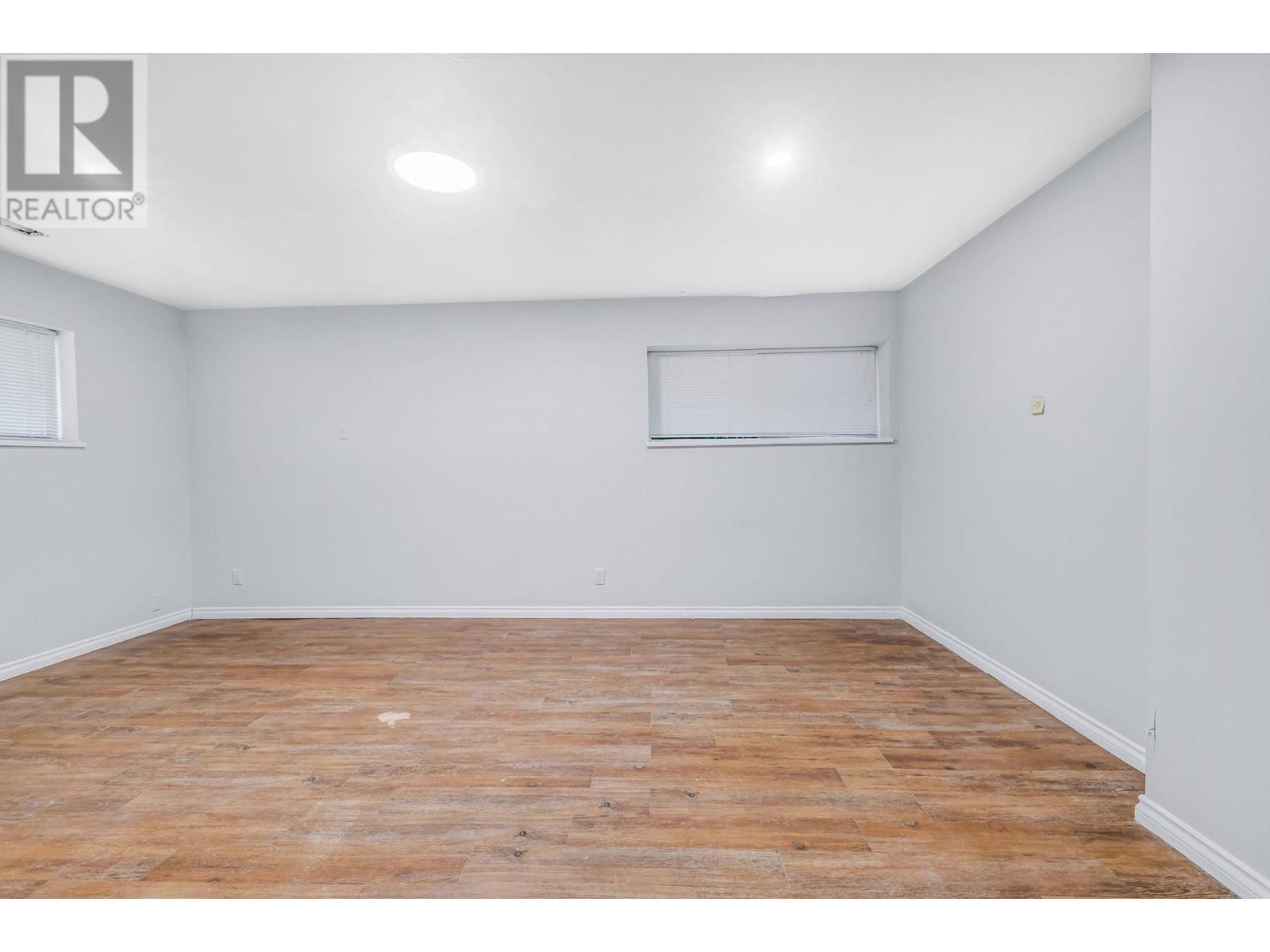 295 Solar Court, Coquitlam, British Columbia  V3K 6B3 - Photo 7 - R2937121