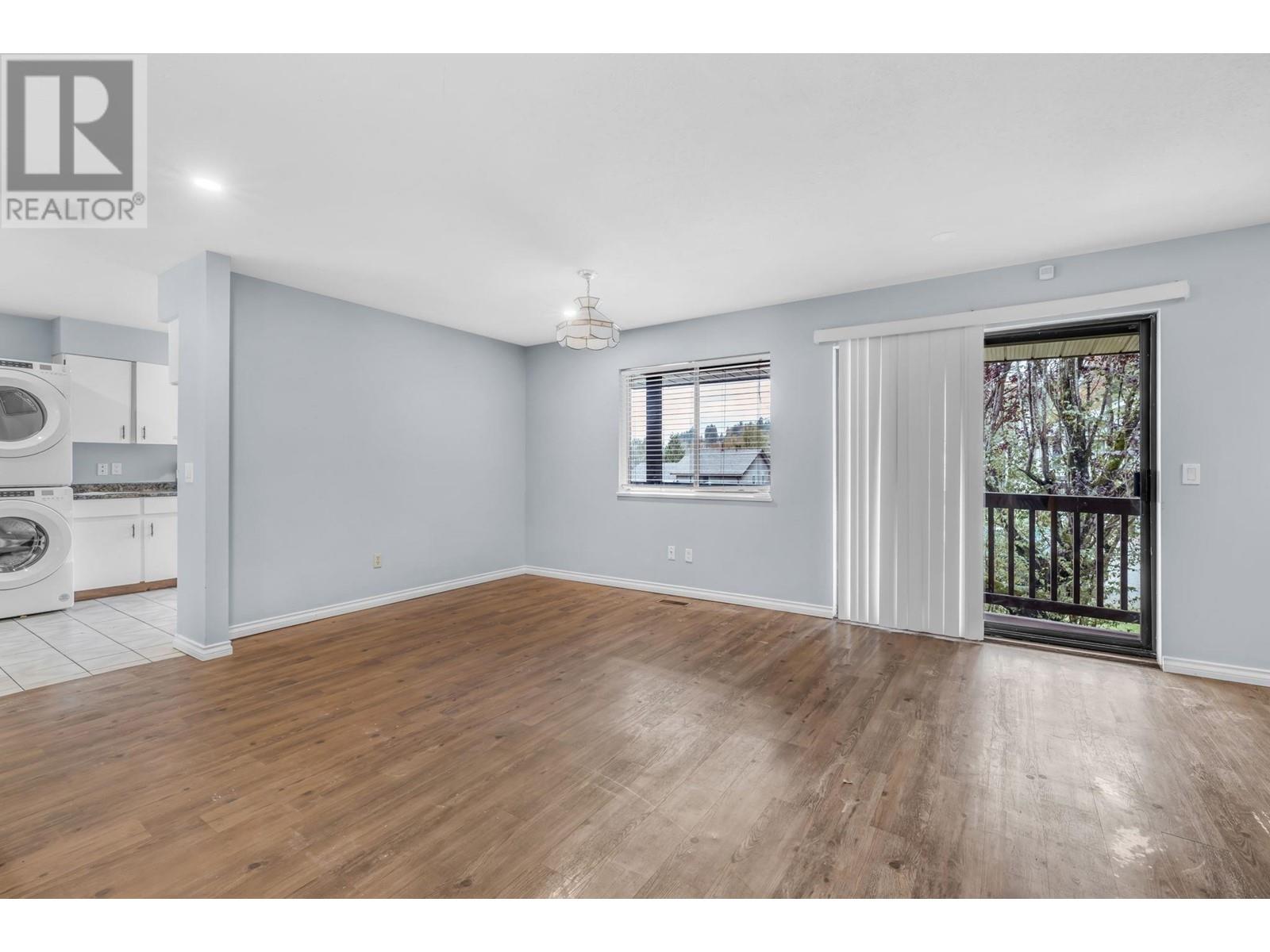 295 Solar Court, Coquitlam, British Columbia  V3K 6B3 - Photo 15 - R2937121