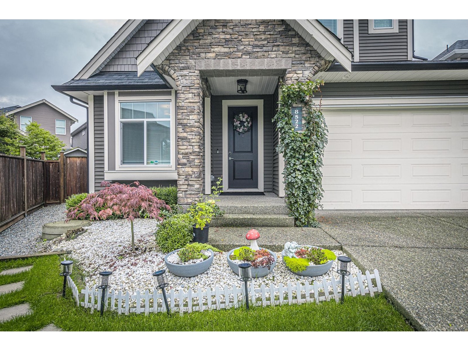 8522 205b Street, Langley, British Columbia  V2Y 0P6 - Photo 2 - R2938222