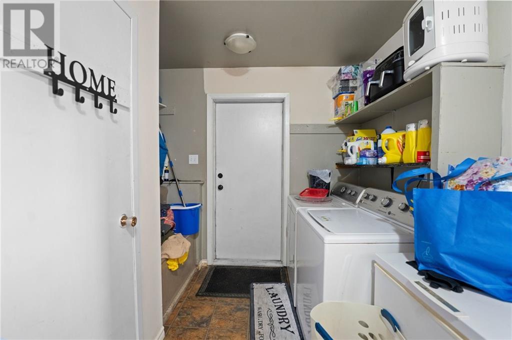 475 Dominion Street, Pembroke, Ontario  K8A 4W9 - Photo 11 - 1417490