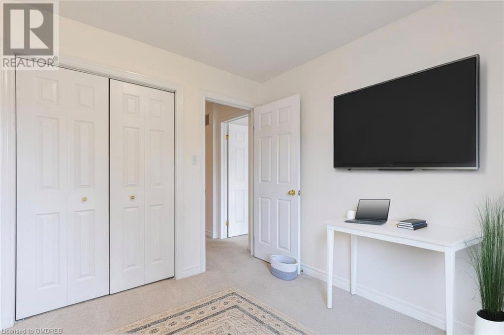 2404 Whistling Springs Crescent, Oakville, Ontario  L6M 0C3 - Photo 16 - 40667892