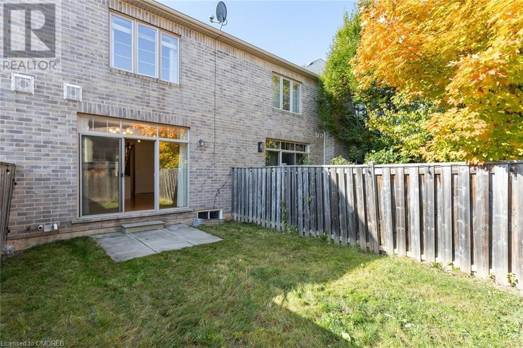 2404 Whistling Springs Crescent, Oakville, Ontario  L6M 0C3 - Photo 19 - 40667892