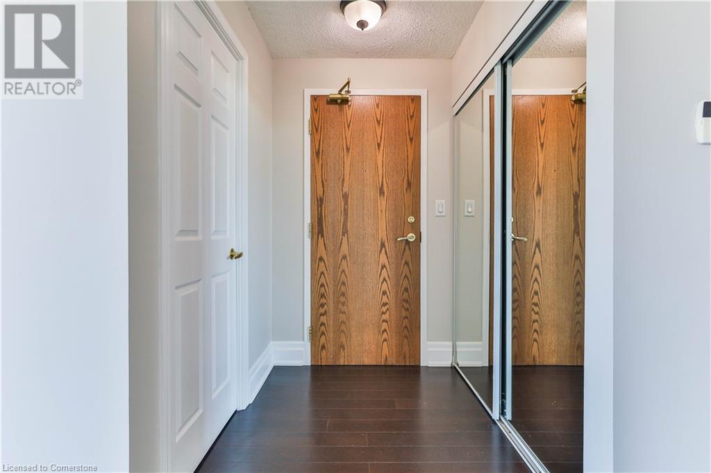 4850 Glen Erin Drive Unit# Ph 3, Mississauga, Ontario  L5M 7S1 - Photo 4 - 40667058