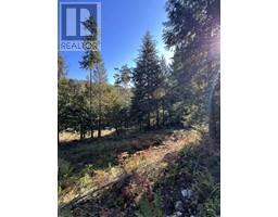 LOT 4 13685 LEE ROAD, garden bay, British Columbia