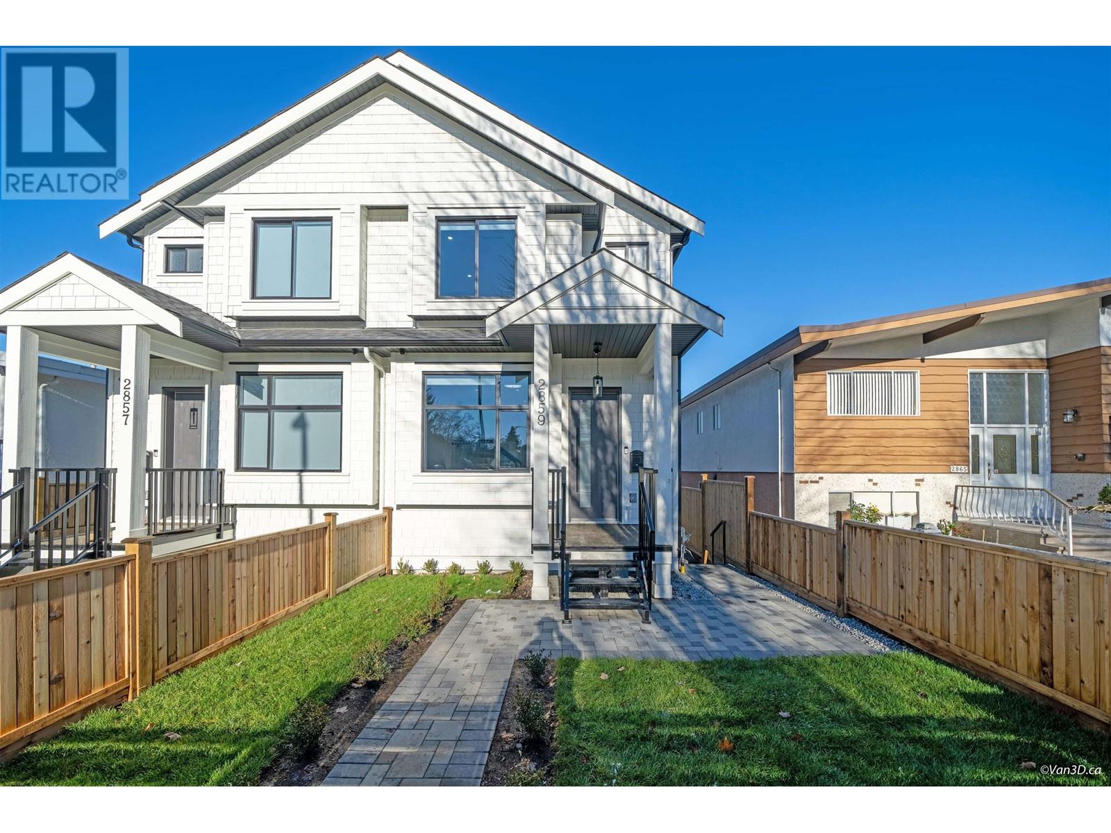 2859 E 16th Avenue, Vancouver, British Columbia  V5M 2L9 - Photo 2 - R2938194