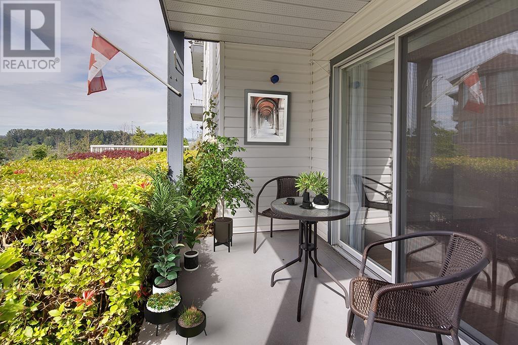 105 11601 227th Street, Maple Ridge, British Columbia  V2X 0J7 - Photo 3 - R2938211
