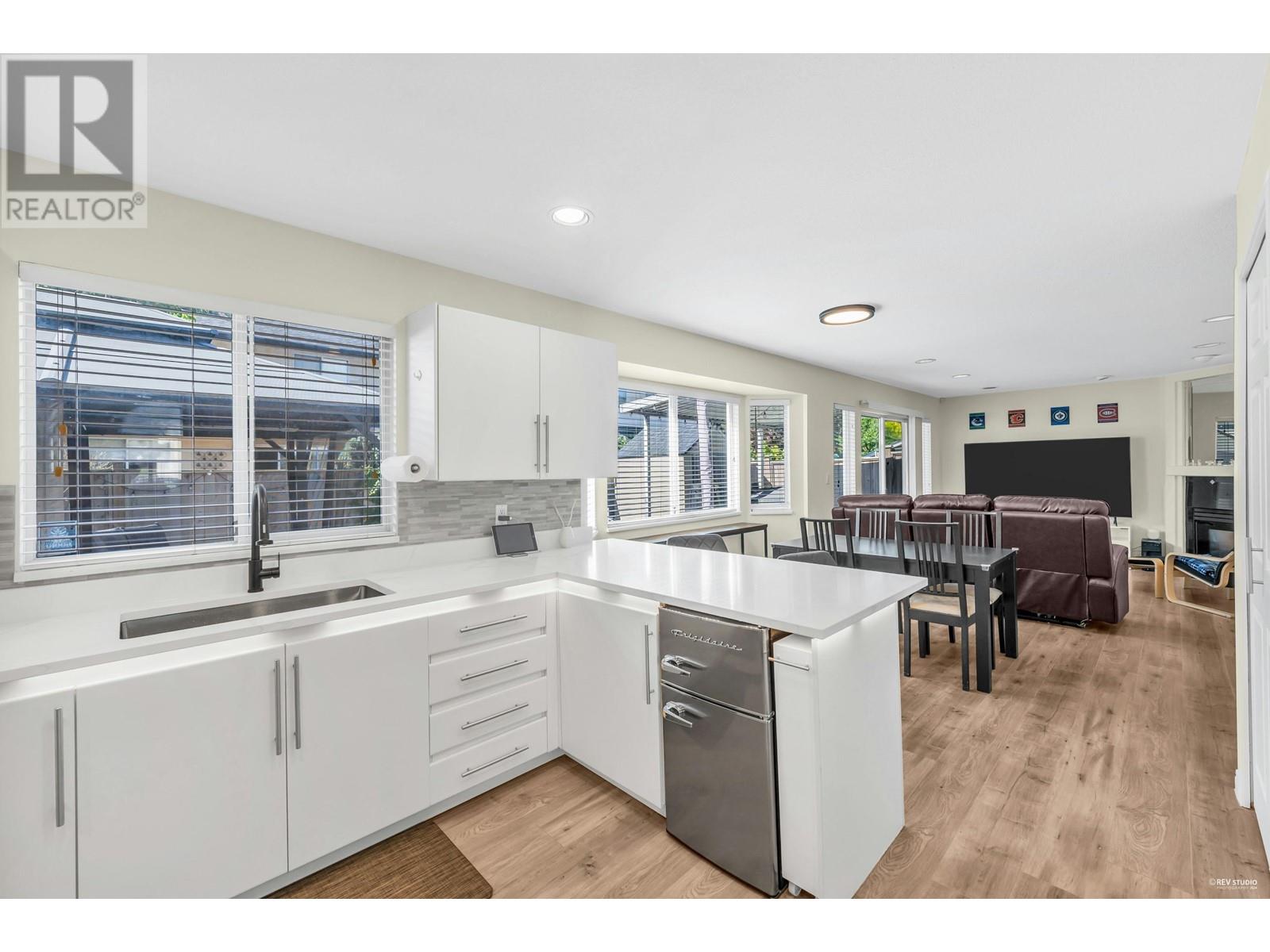22600 Rathburn Drive, Richmond, British Columbia  V6V 2P9 - Photo 5 - R2938230