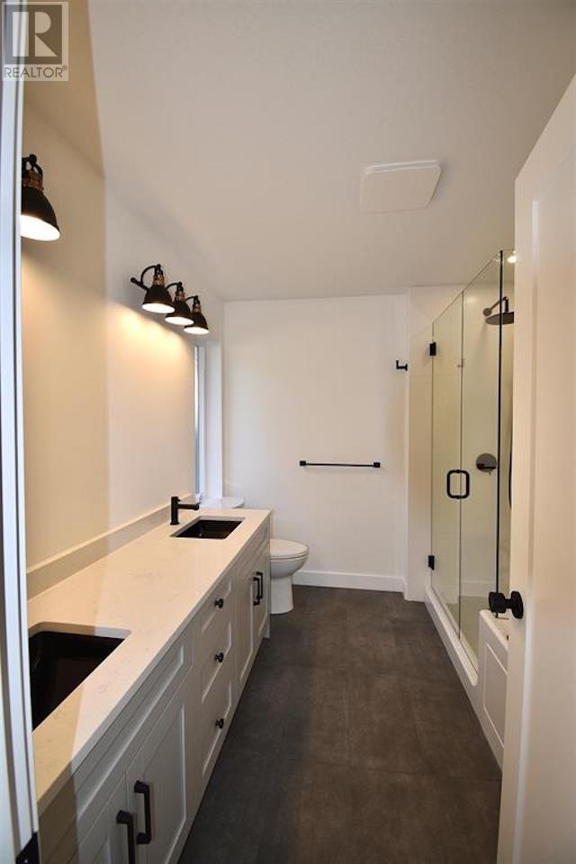 1072-74 Celia Crescent, Gibsons, British Columbia  V0N 1V7 - Photo 11 - R2938258