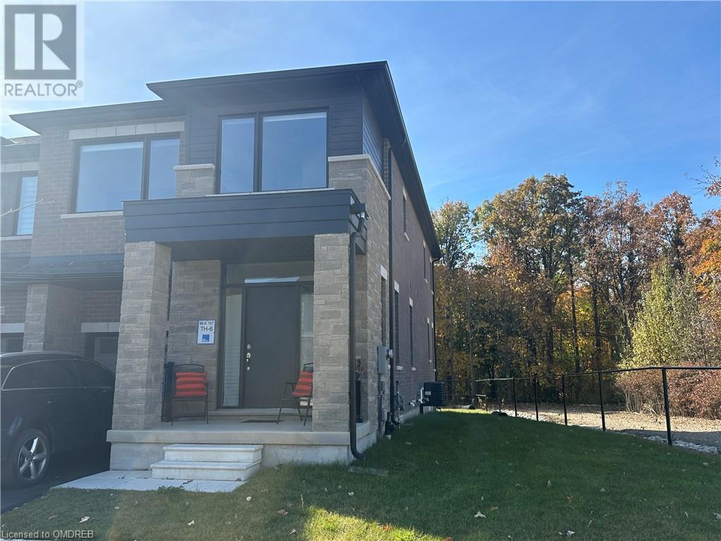 1430 Rose Way, Milton, Ontario  L9E 1V7 - Photo 2 - 40667768