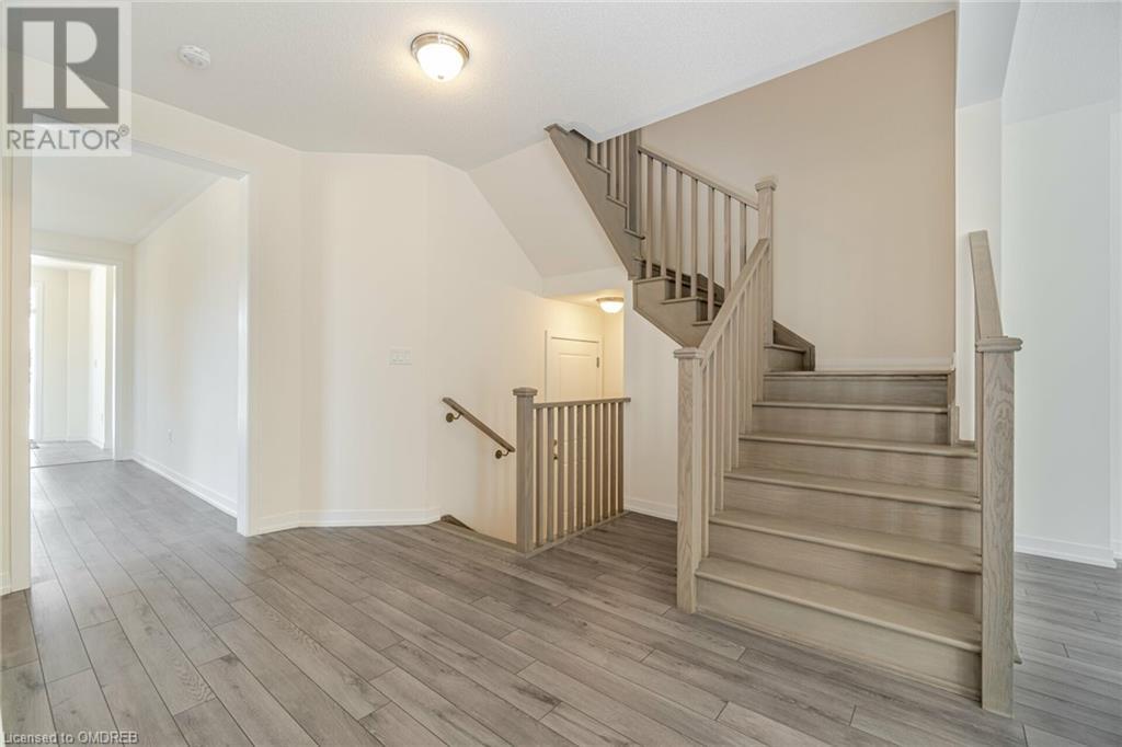 1430 Rose Way, Milton, Ontario  L9E 1V7 - Photo 19 - 40667768