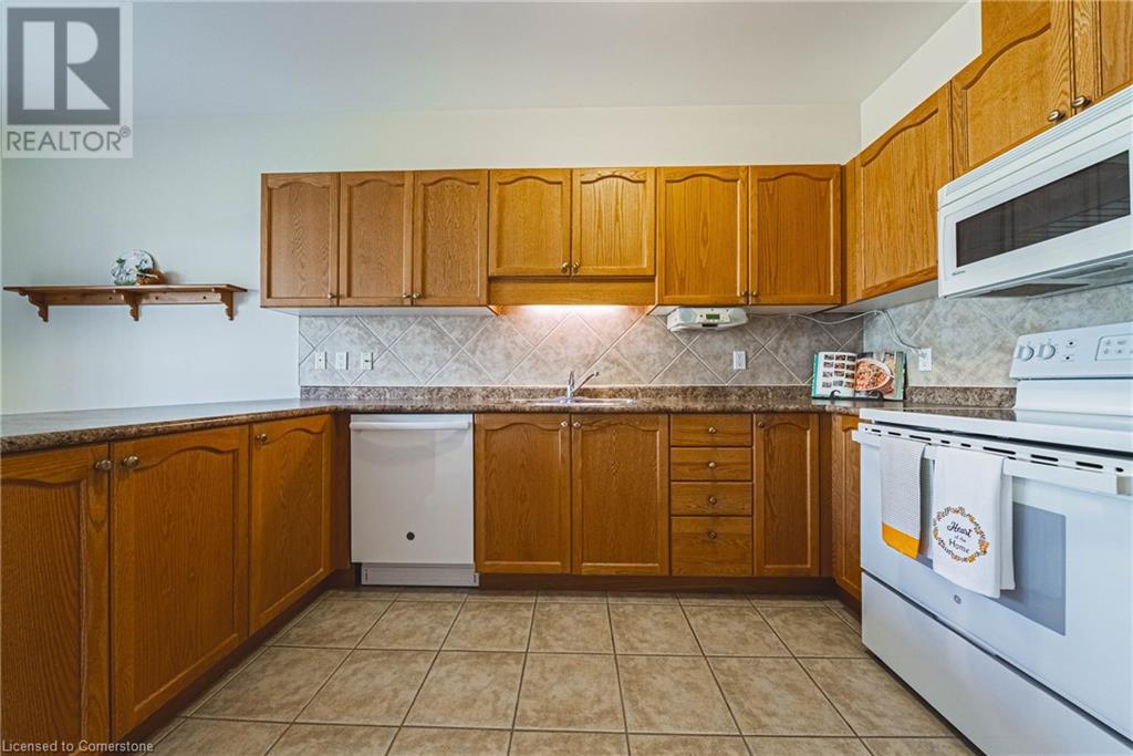 34 Southbrook Drive Unit# 49, Binbrook, Ontario  L0R 1C0 - Photo 7 - 40668187