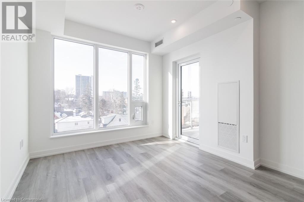 15 Wellington Street Unit# 411, Kitchener, Ontario  N2G 0E3 - Photo 14 - 40665079
