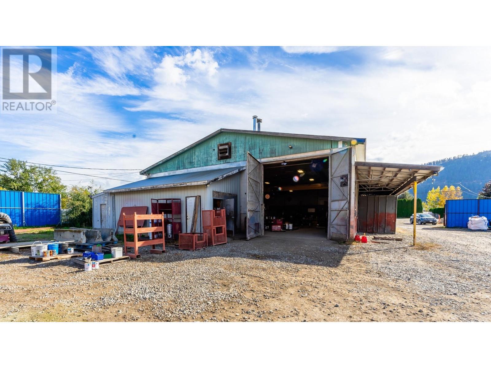 426 Aylmer Rd, Chase, British Columbia  V0E 1M0 - Photo 10 - 181474