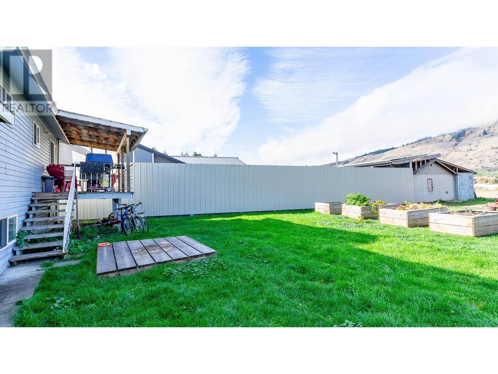 426 Aylmer Rd, Chase, British Columbia  V0E 1M0 - Photo 16 - 181474