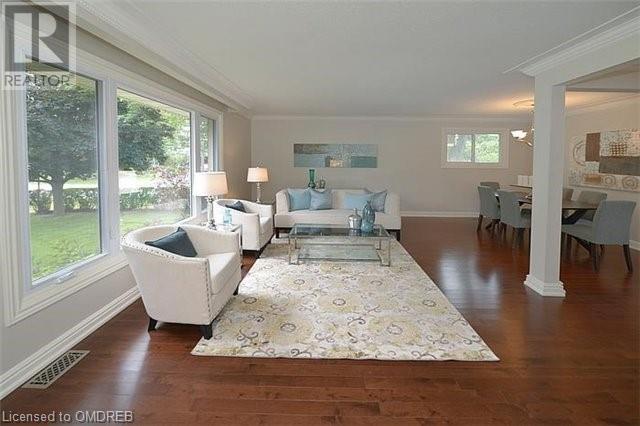 643 Gayne Boulevard Unit# Main Level, Burlington, Ontario  L7T 3W1 - Photo 2 - 40667406