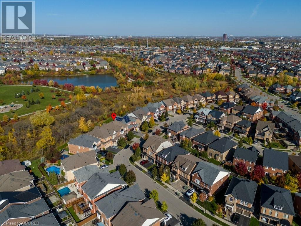358 Malboeuf Court, Milton, Ontario  L9T 7Y3 - Photo 3 - 40668134