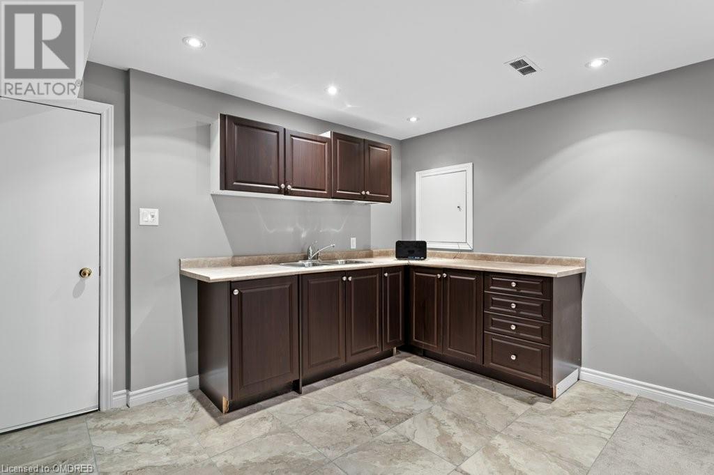 358 Malboeuf Court, Milton, Ontario  L9T 7Y3 - Photo 37 - 40668134