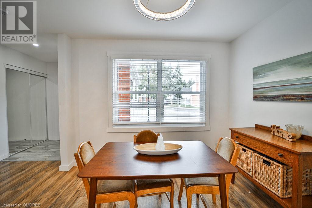 403 Keats Way Unit# 4, Waterloo, Ontario  N2L 5S7 - Photo 11 - 40666441