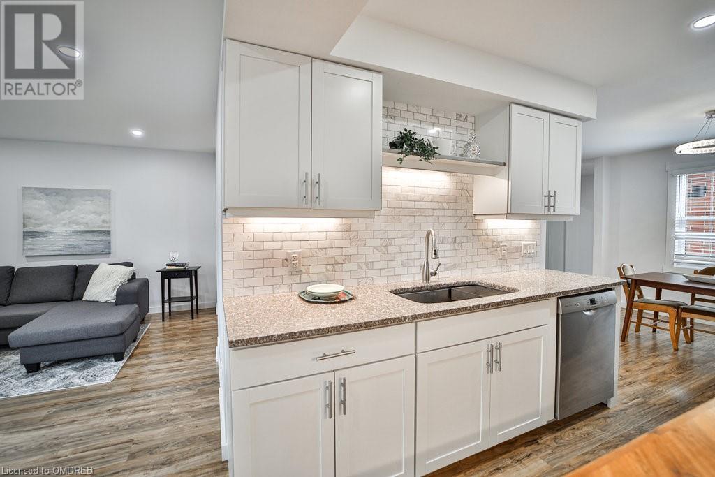 403 Keats Way Unit# 4, Waterloo, Ontario  N2L 5S7 - Photo 13 - 40666441