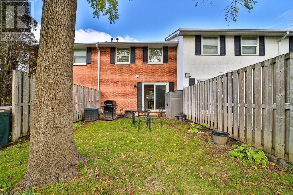 403 Keats Way Unit# 4, Waterloo, Ontario  N2L 5S7 - Photo 38 - 40666441