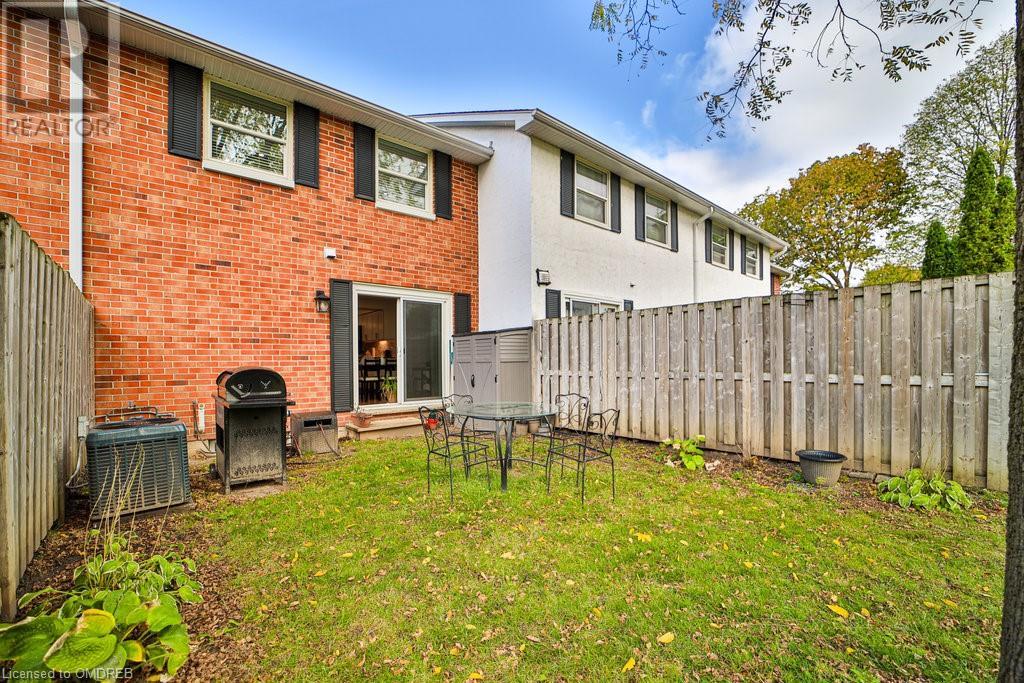 403 Keats Way Unit# 4, Waterloo, Ontario  N2L 5S7 - Photo 39 - 40666441