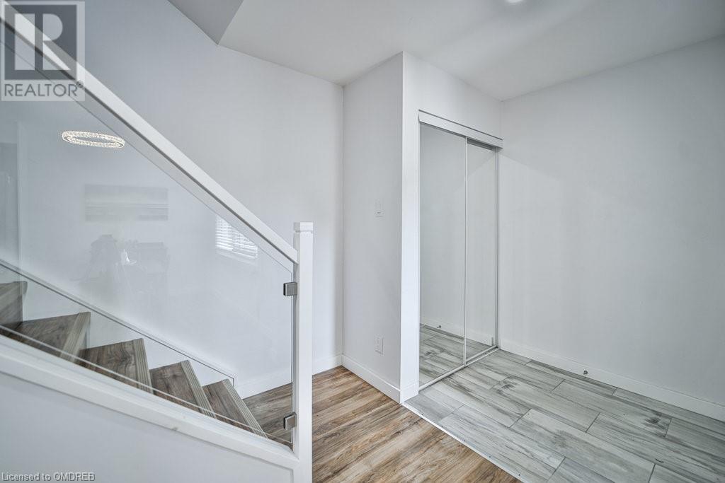 403 Keats Way Unit# 4, Waterloo, Ontario  N2L 5S7 - Photo 4 - 40666441