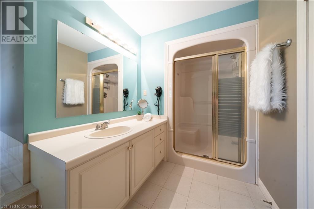230 Meadowbrook Drive Unit# 6, Ancaster, Ontario  L9G 4V2 - Photo 21 - 40665656