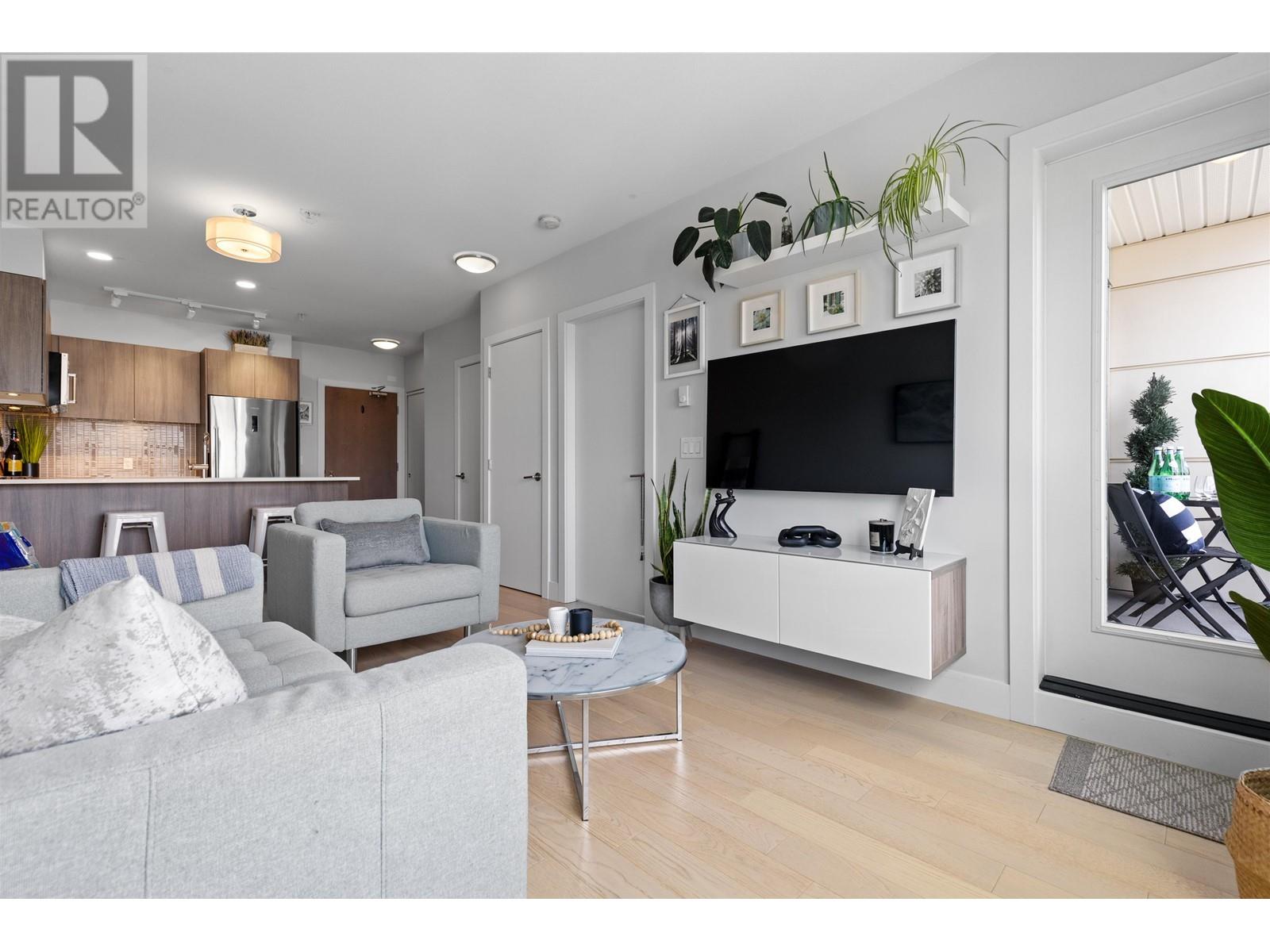 503 2477 Carolina Street, Vancouver, British Columbia  V5T 3S8 - Photo 4 - R2938267