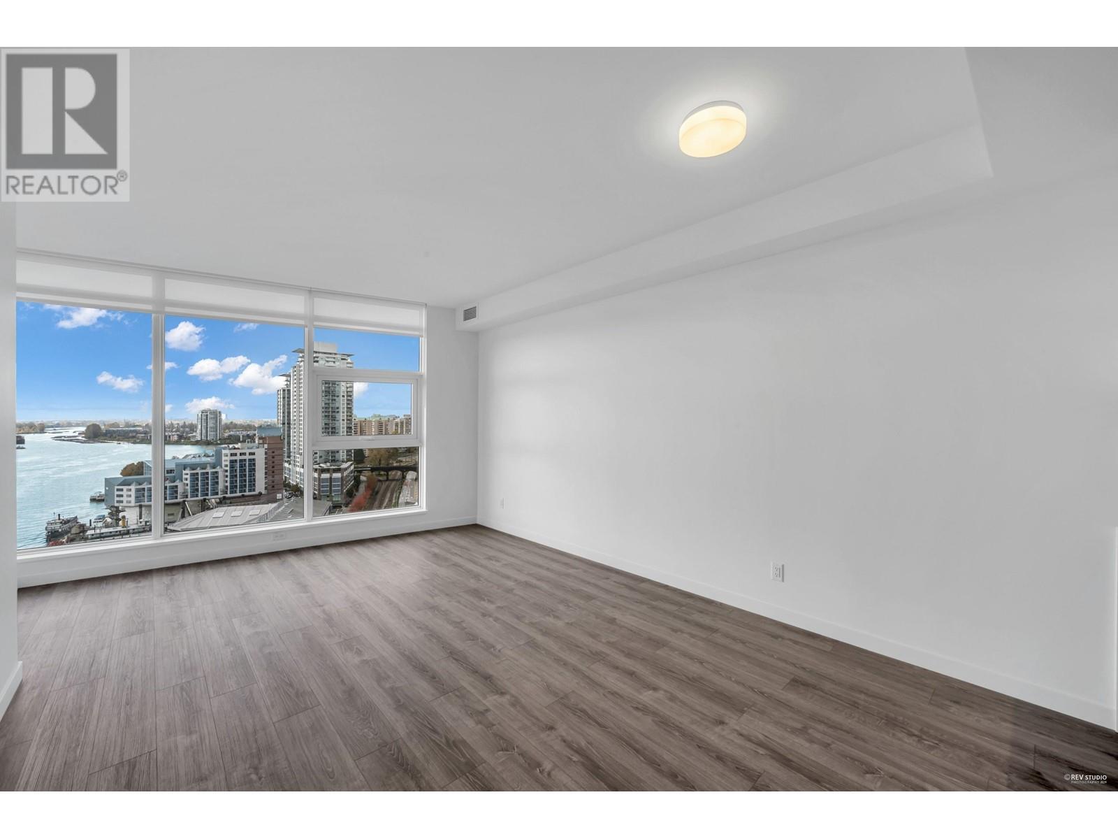 1402 680 Quayside Drive, New Westminster, British Columbia  V3M 0P2 - Photo 12 - R2938275
