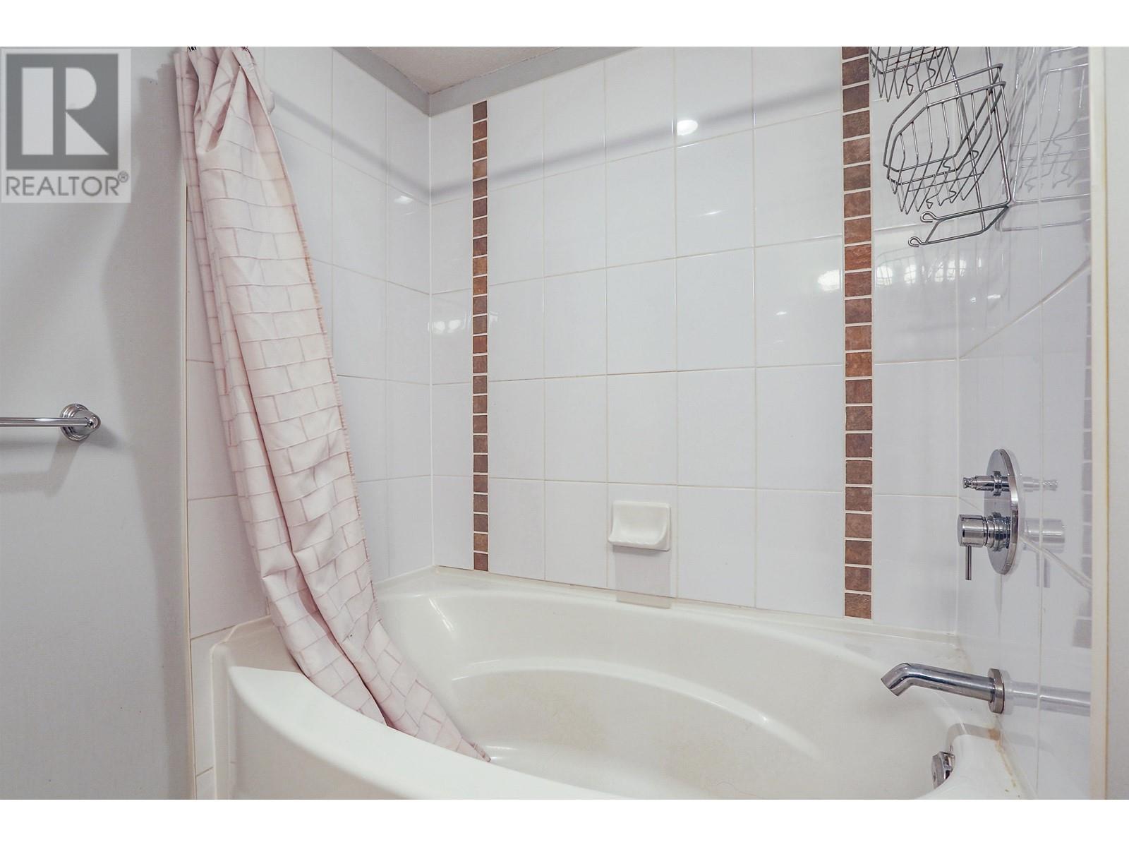 302 2951 Silver Springs Boulevard, Coquitlam, British Columbia  V3E 3S4 - Photo 22 - R2938280
