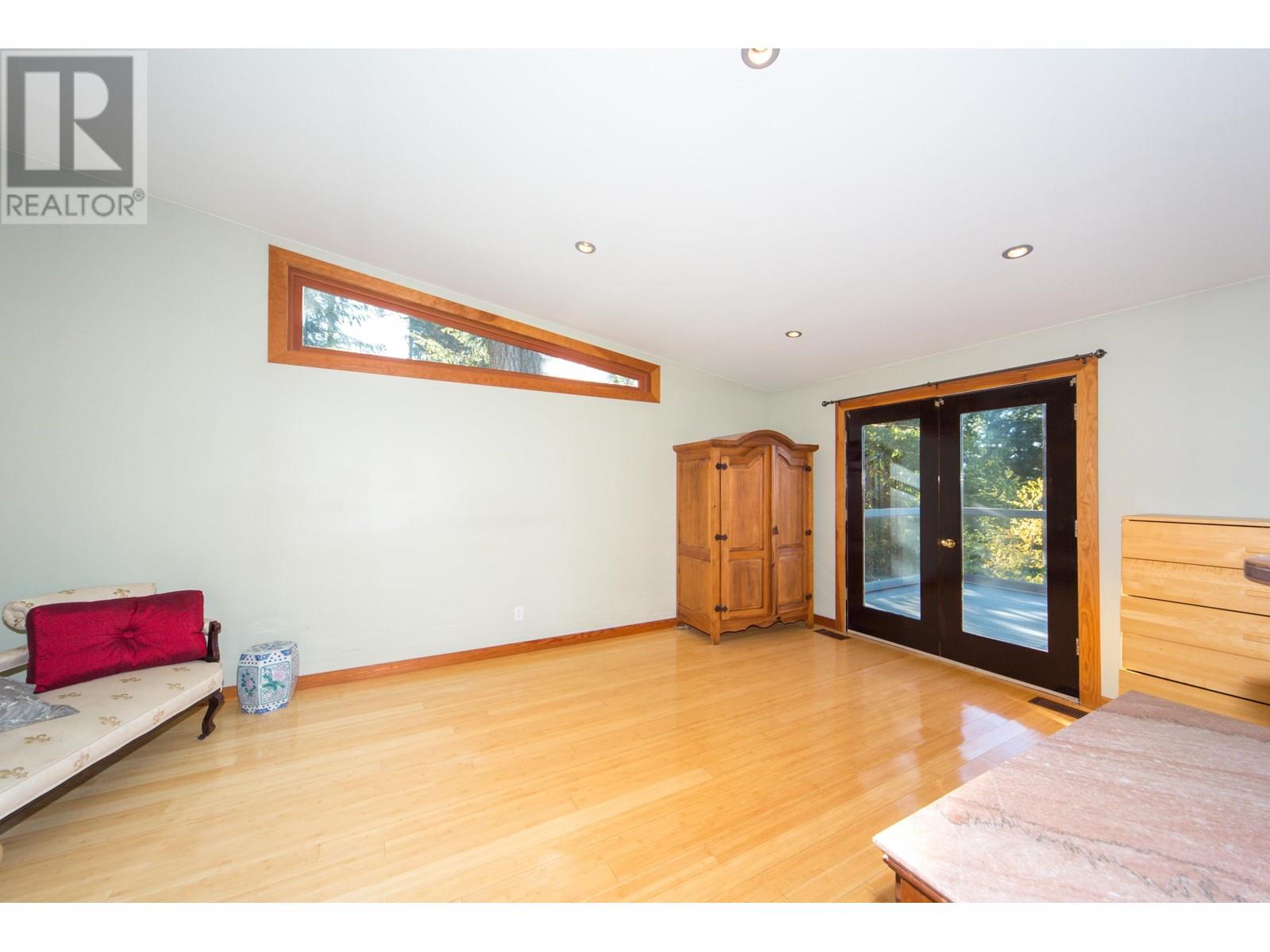 170 Highview Place, Lions Bay, British Columbia  V0N 2E0 - Photo 14 - R2938283