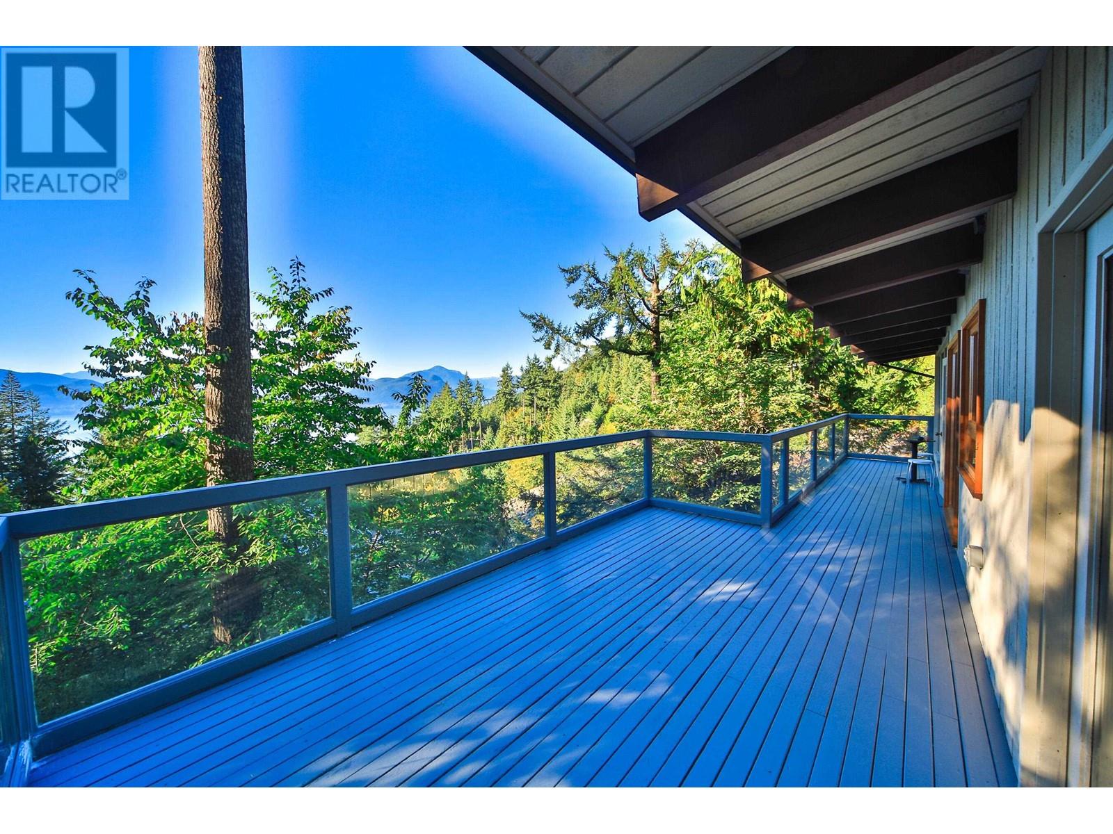 170 Highview Place, Lions Bay, British Columbia  V0N 2E0 - Photo 17 - R2938283