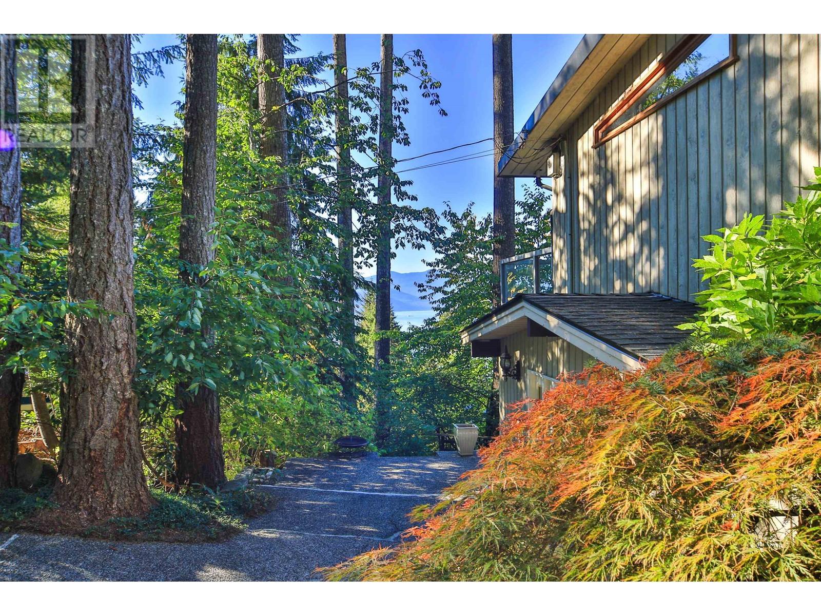 170 Highview Place, Lions Bay, British Columbia  V0N 2E0 - Photo 33 - R2938283