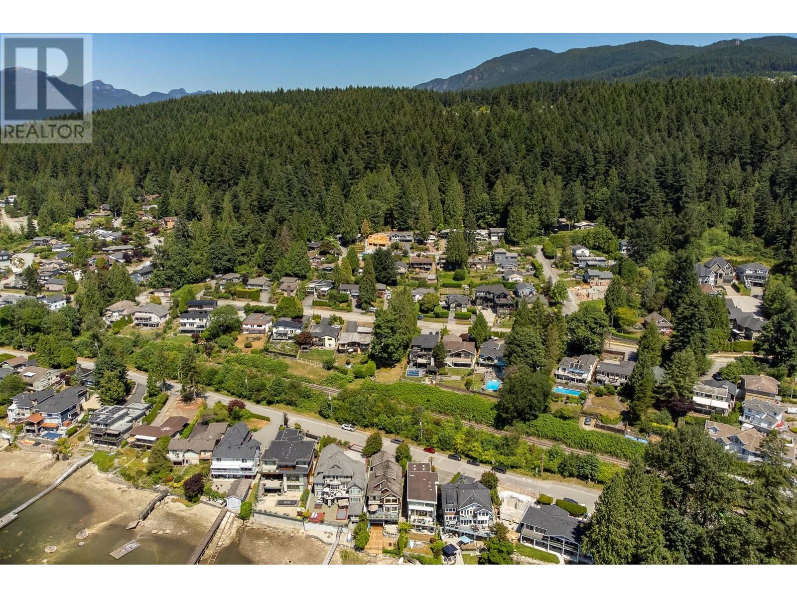 Lot 6-622 Foresthill Place, Port Moody, British Columbia  V3H 4B7 - Photo 10 - R2938307