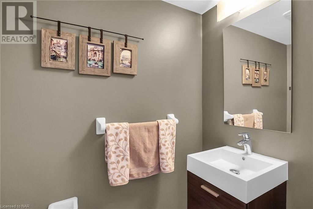 8681 Dogwood Crescent, Niagara Falls, Ontario  L2H 0K9 - Photo 28 - 40666278