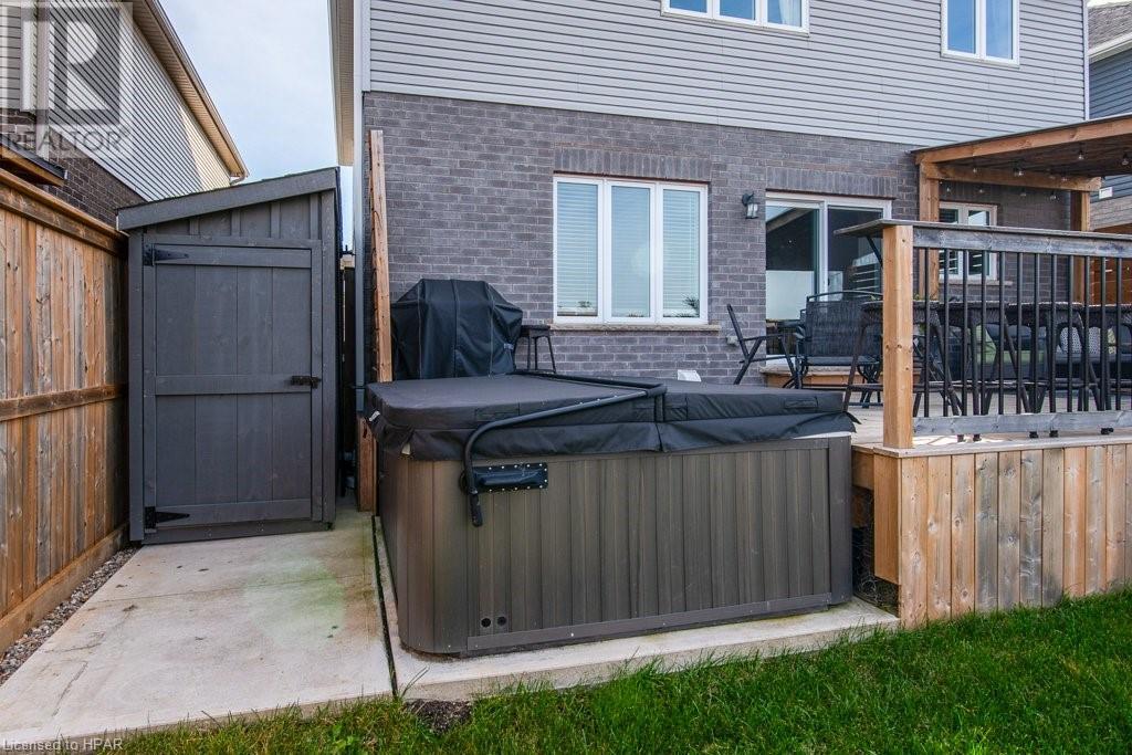 36 Ahrens Drive, Stratford, Ontario  N5A 0E9 - Photo 7 - 40666997