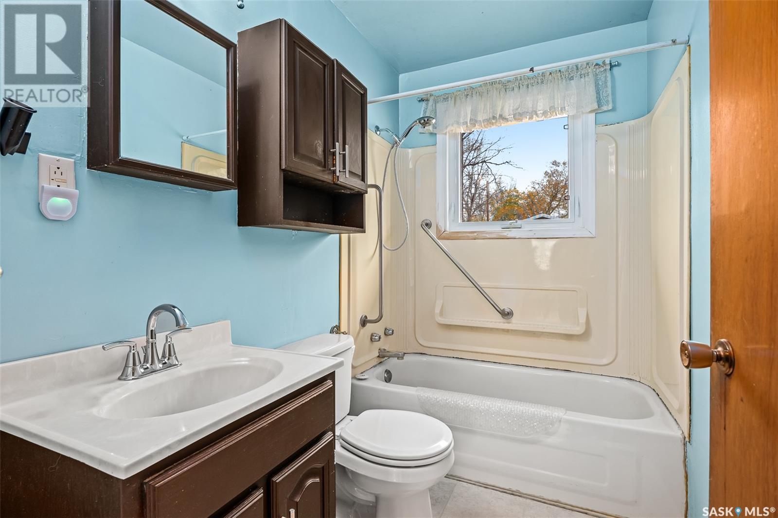124 2nd Avenue, Mortlach, Saskatchewan  S0H 3E0 - Photo 19 - SK986754