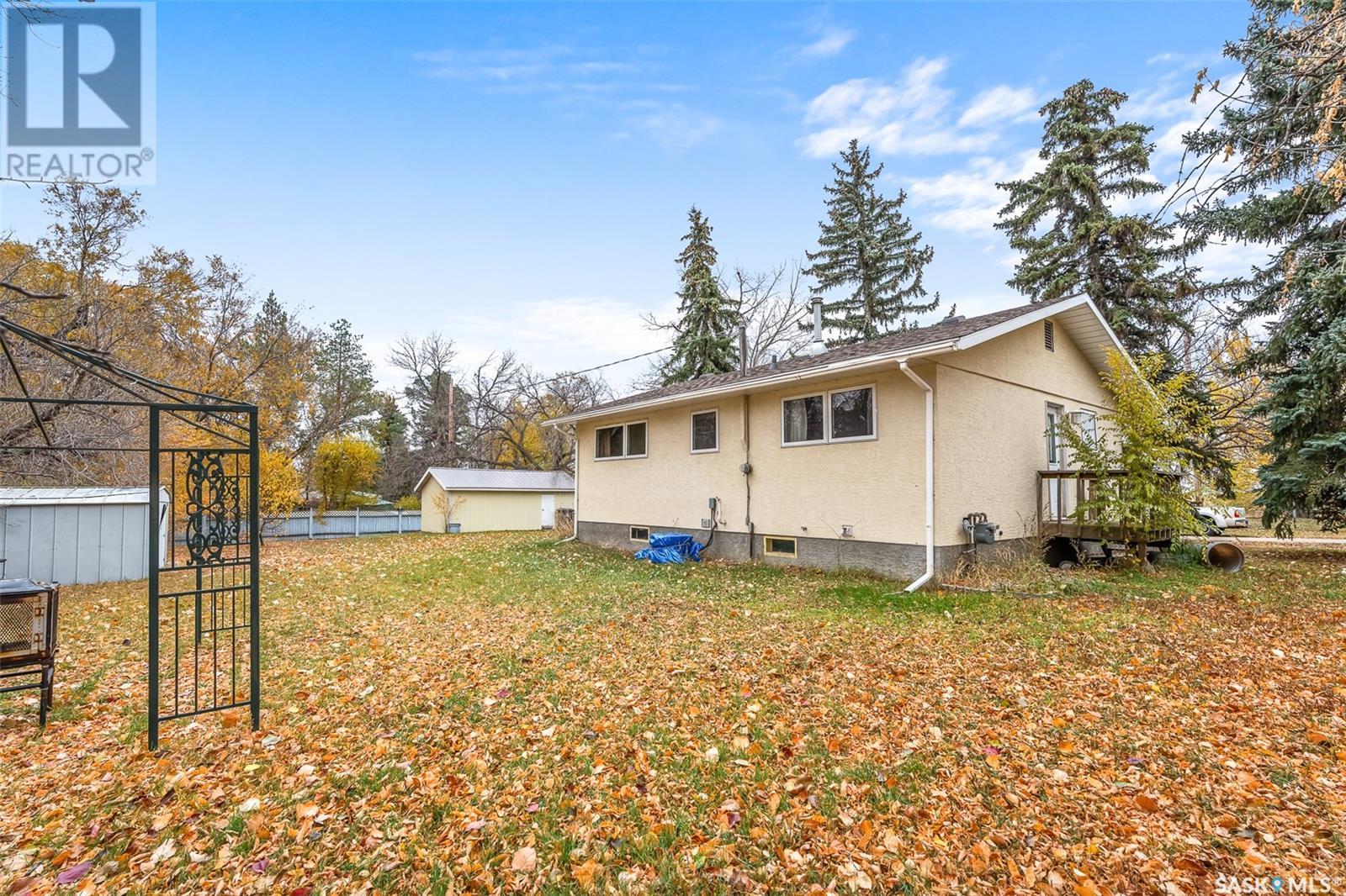 124 2nd Avenue, Mortlach, Saskatchewan  S0H 3E0 - Photo 29 - SK986754