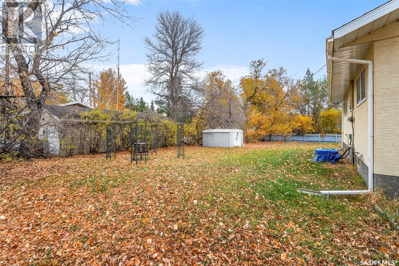 124 2nd Avenue, Mortlach, Saskatchewan  S0H 3E0 - Photo 30 - SK986754