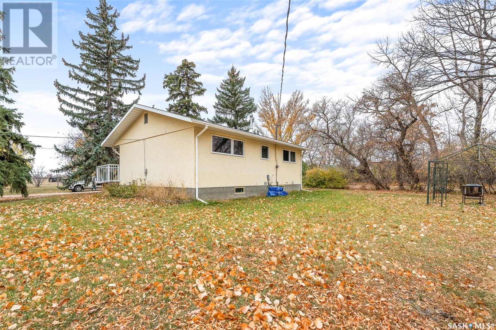 124 2nd Avenue, Mortlach, Saskatchewan  S0H 3E0 - Photo 32 - SK986754