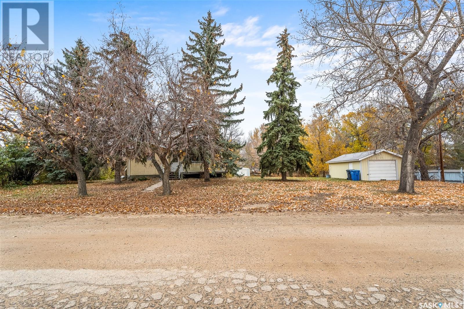 124 2nd Avenue, Mortlach, Saskatchewan  S0H 3E0 - Photo 36 - SK986754