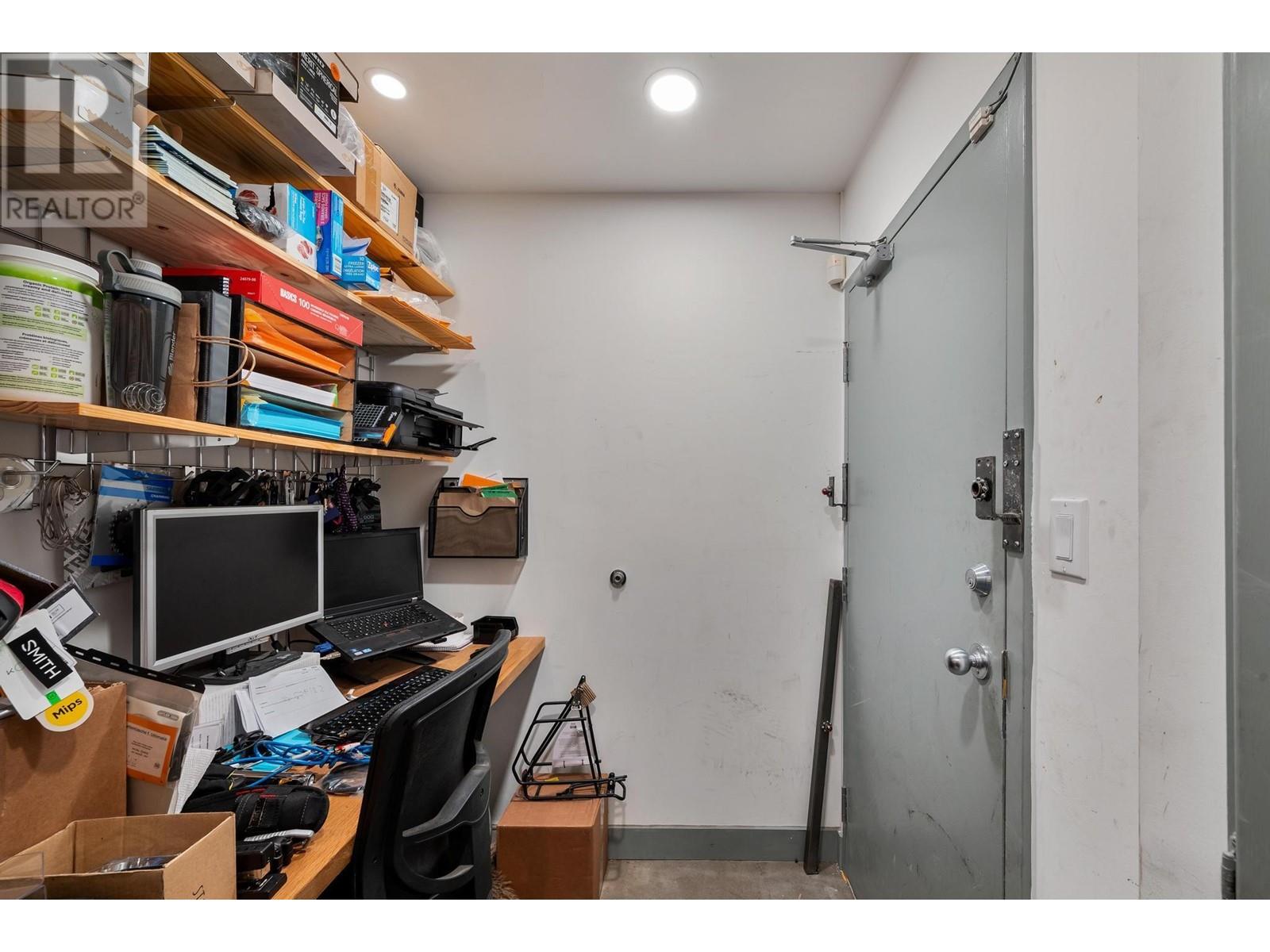 3469 Commercial Street, Vancouver, British Columbia  V5N 4E8 - Photo 2 - C8063946