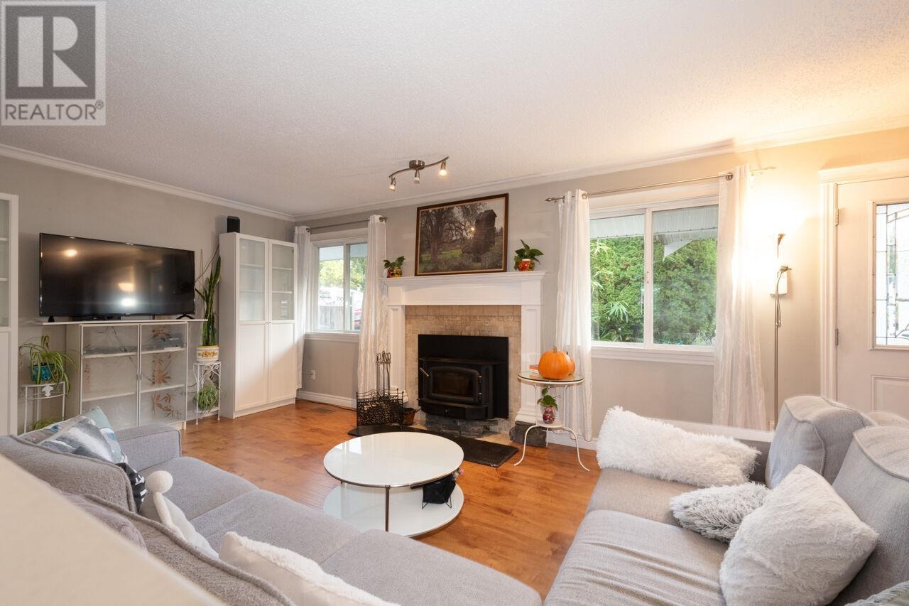 20899 Camwood Avenue, Maple Ridge, British Columbia  V2X 2N9 - Photo 6 - R2938216