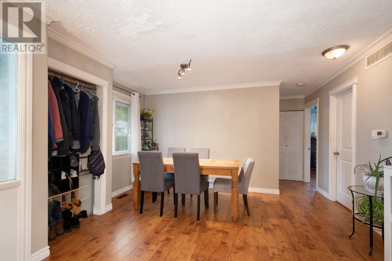 20899 Camwood Avenue, Maple Ridge, British Columbia  V2X 2N9 - Photo 9 - R2938216