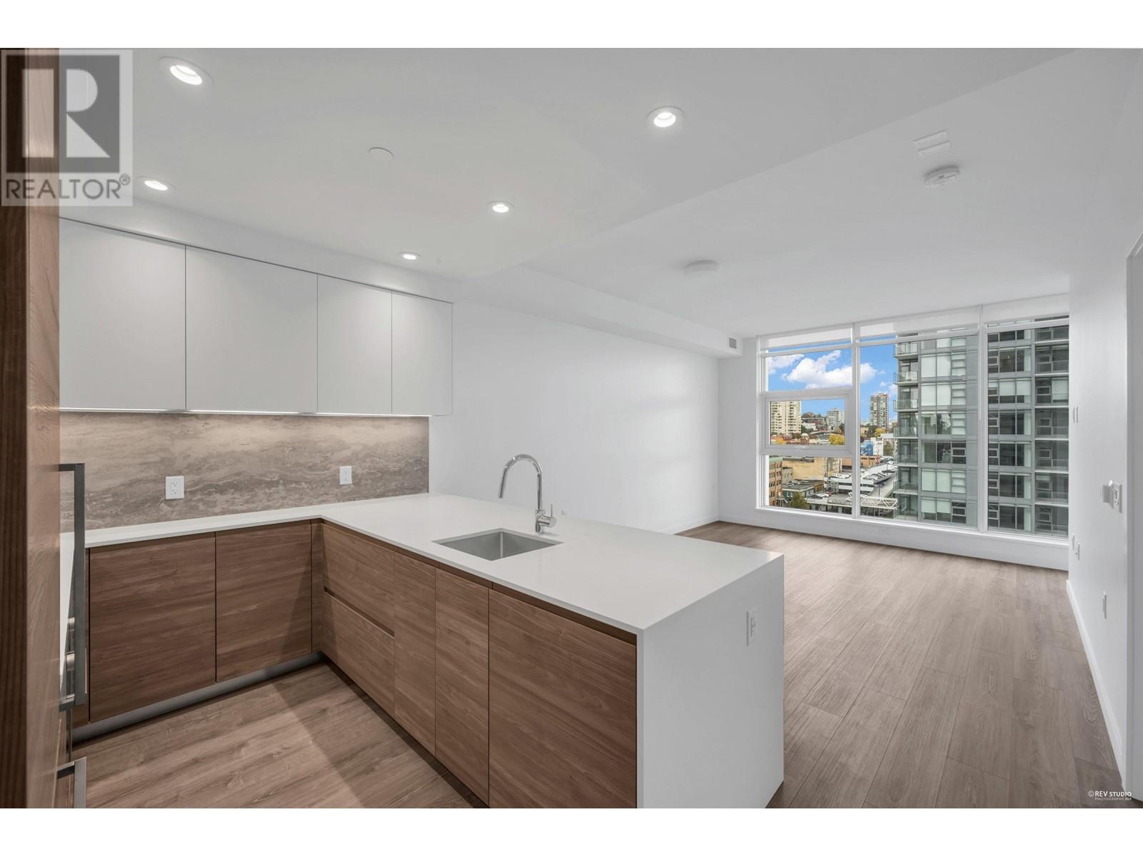 905 680 Quayside Drive, New Westminster, British Columbia  V3M 0P2 - Photo 10 - R2938253