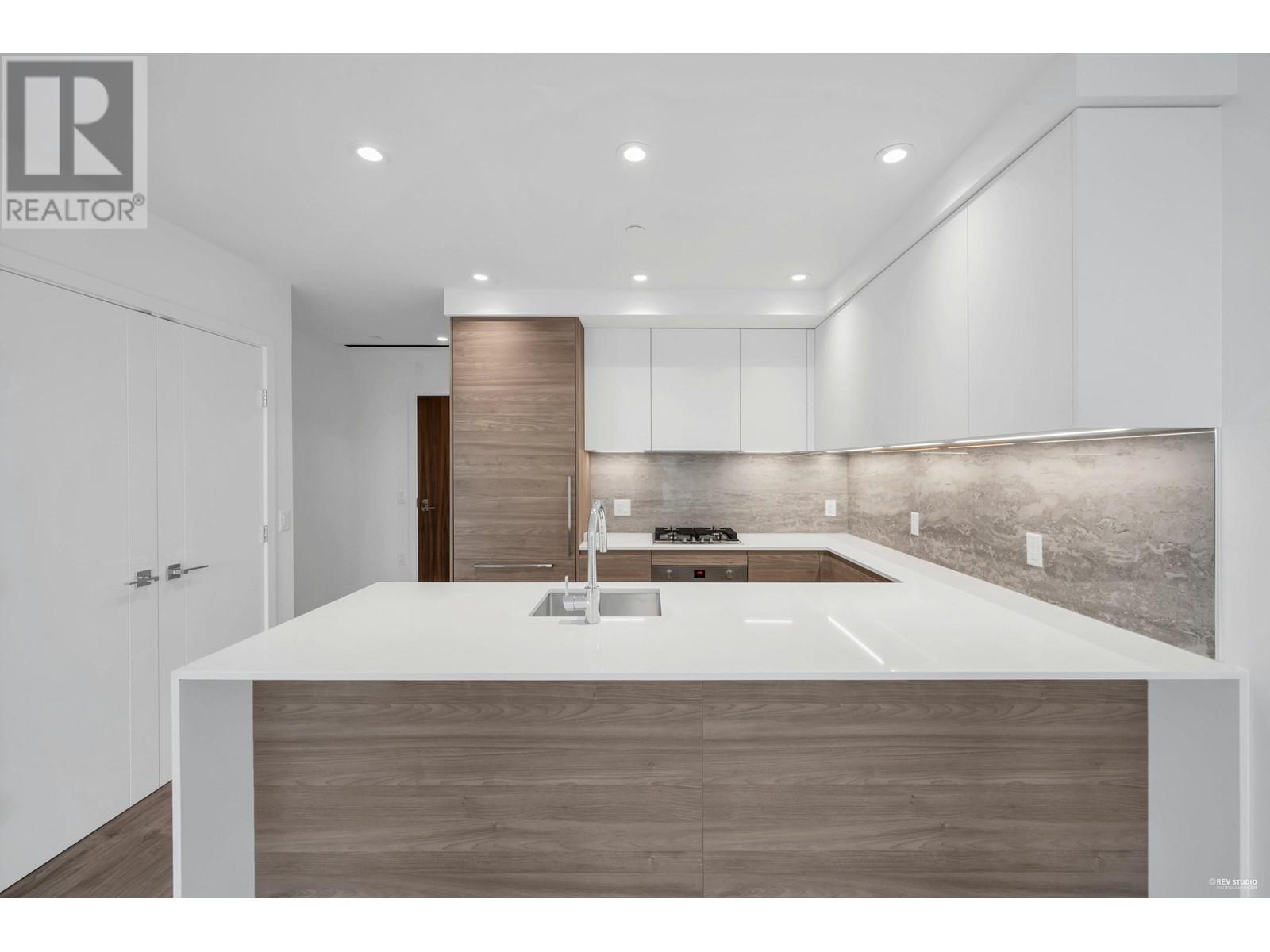 905 680 Quayside Drive, New Westminster, British Columbia  V3M 0P2 - Photo 11 - R2938253
